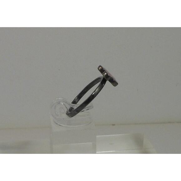 Fun Vibrant Red Flower Ring in Oxidized Sterling Silver - Size 8 - Enamel Resin - Picture 7 of 9